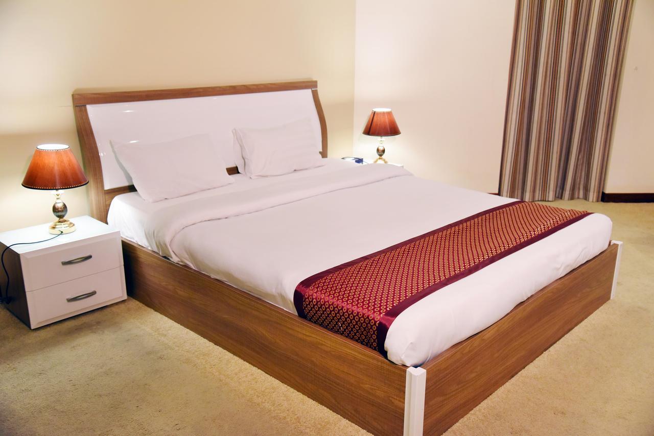 Al Hamra Plaza Apartment Manama Exterior foto